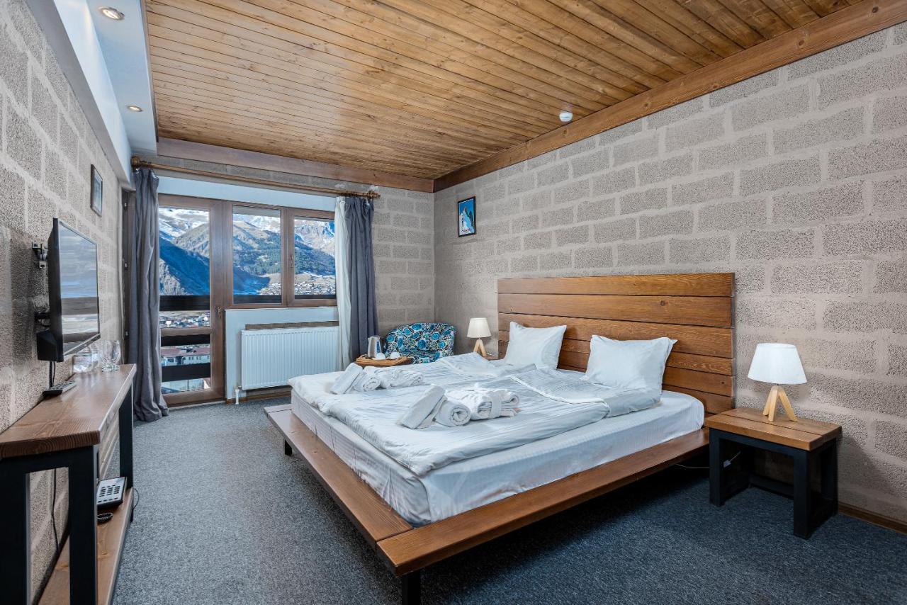 Alpine Lounge Boutique Hotel Kazbegi Extérieur photo