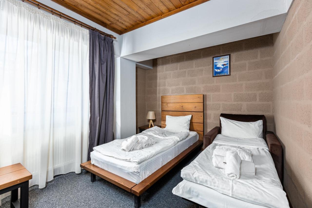 Alpine Lounge Boutique Hotel Kazbegi Extérieur photo